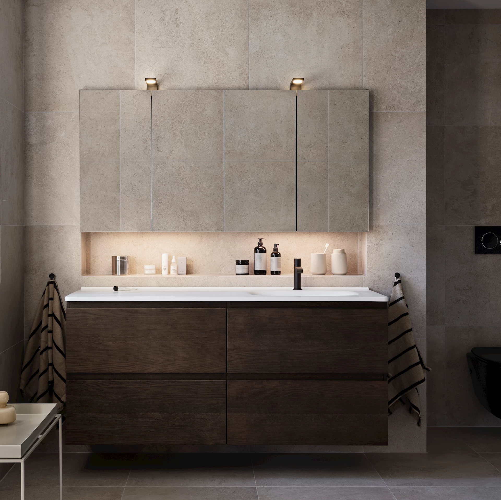 VB2024005 - Flow 1500 Brun eik - 